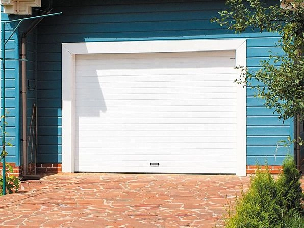 Cекционные ворота 2800х2800 мм белые DoorHan RSD02, kyzylorda.doorhan.ru